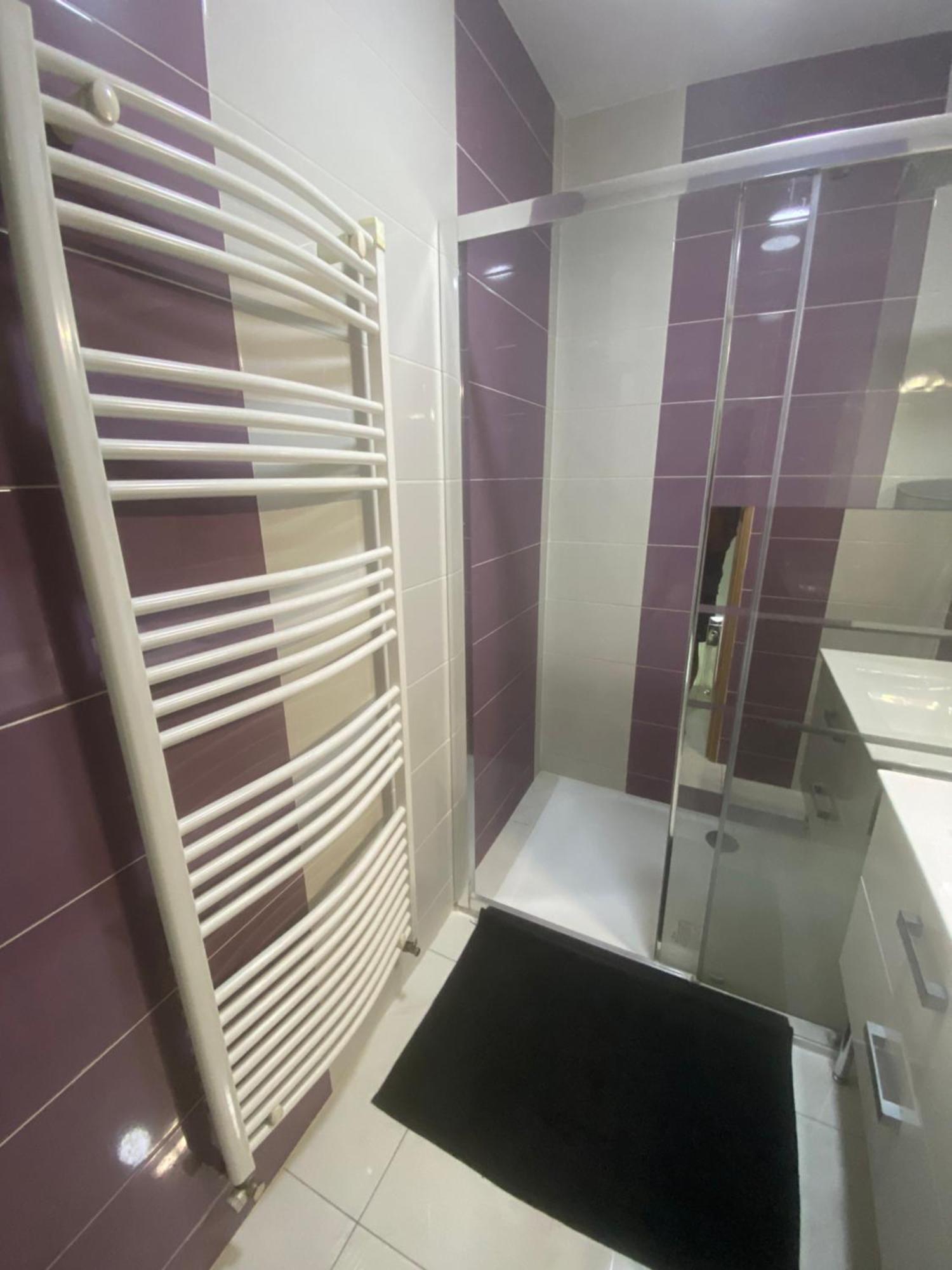 V4 - Chambre Double - 5 Minutes Du Luxembourg Apartment Villerupt Exterior photo